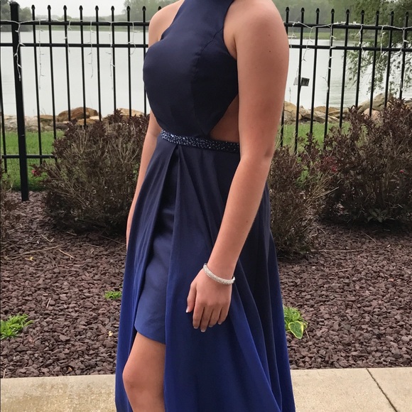 Prom Dress - Picture 2 of 3